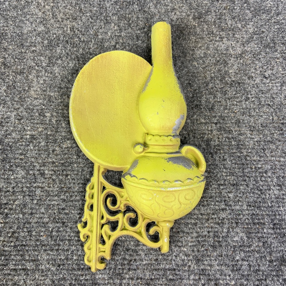 HODA Wall Hanging Oil Lamp Cast Aluminum Green Decor VIntage